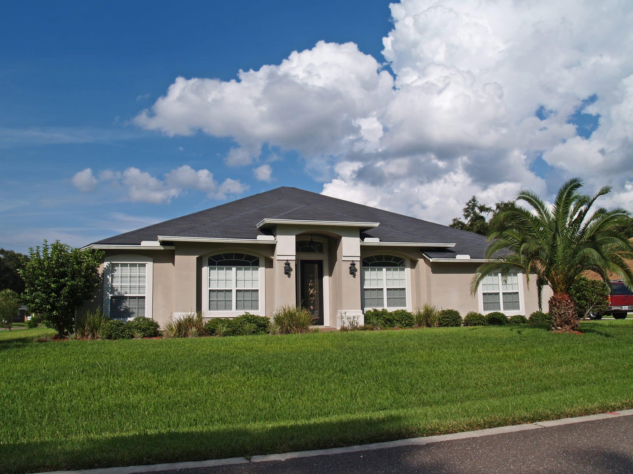A beautiful home with a new roof in Central Florida